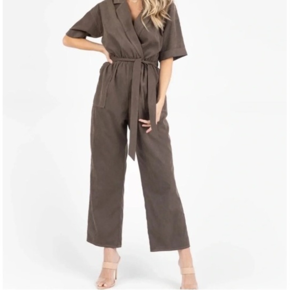 Kittenish Jumpsuit XS‎ Green Utility Wrap Short Sleeves Pants with Belt Tie